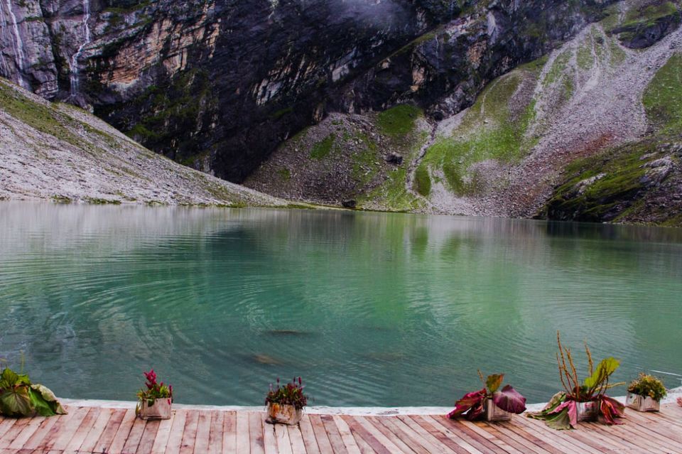 Photo of Valley of Flowers 5/7 by Akriti Gupta
