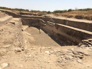 Photo of Dholavira - Indus Valley Civilization Excavation Site 3/9 by Akriti Gupta