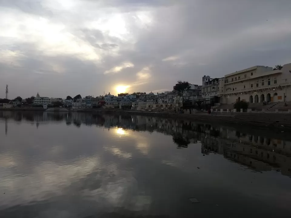 Photo of Pushkar Lake, Pushkar, Rajasthan by avilasha Hazarika