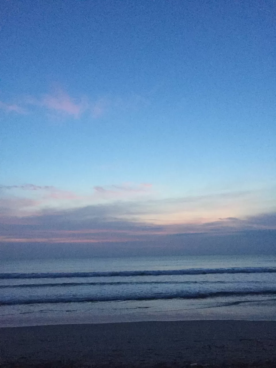 Photo of Kuta Beach, Badung Regency, Bali, Indonesia by Meenakshi Sharma