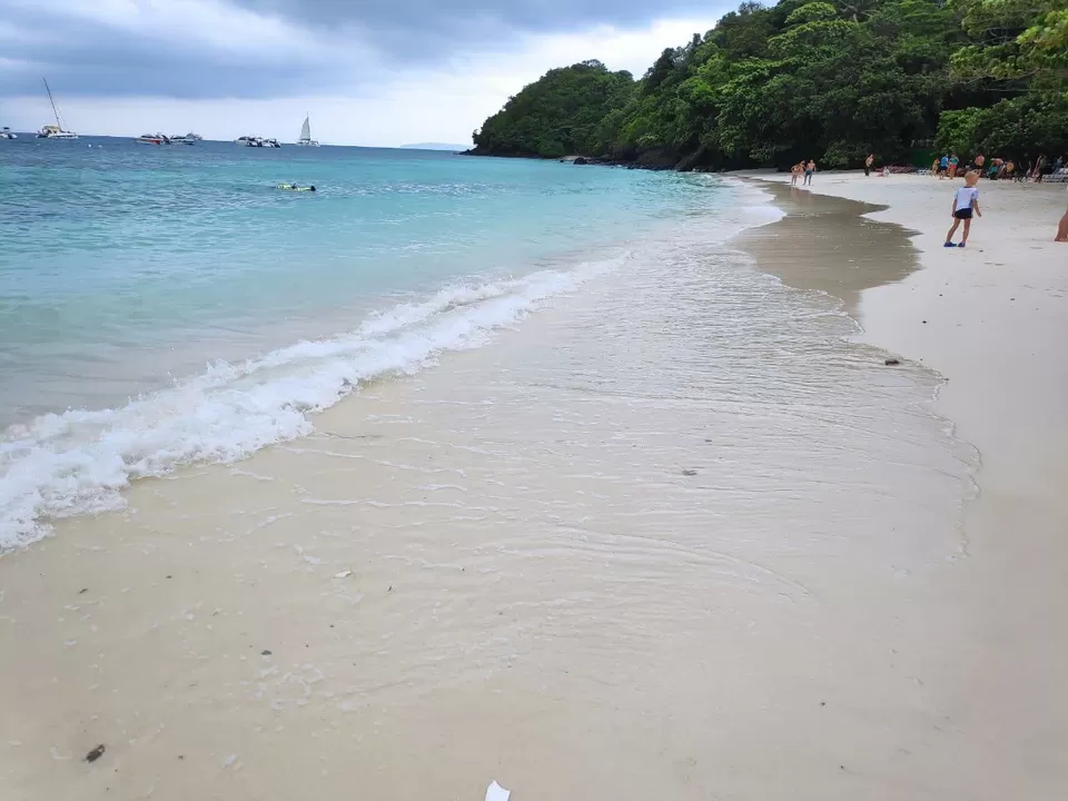 Photo of Banana Beach Phuket Choeng Thale, Thalang District, Phuket, Thailand by Bhumika Bhardwaj