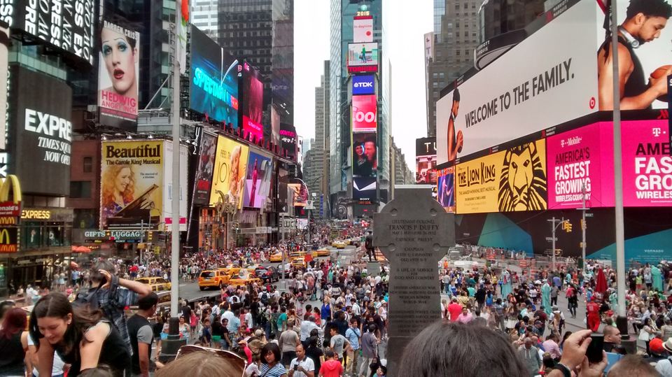 Photo of A Big Bite Of The Big Apple – New York City Nostalgia 2/3 by Sonali Dabade