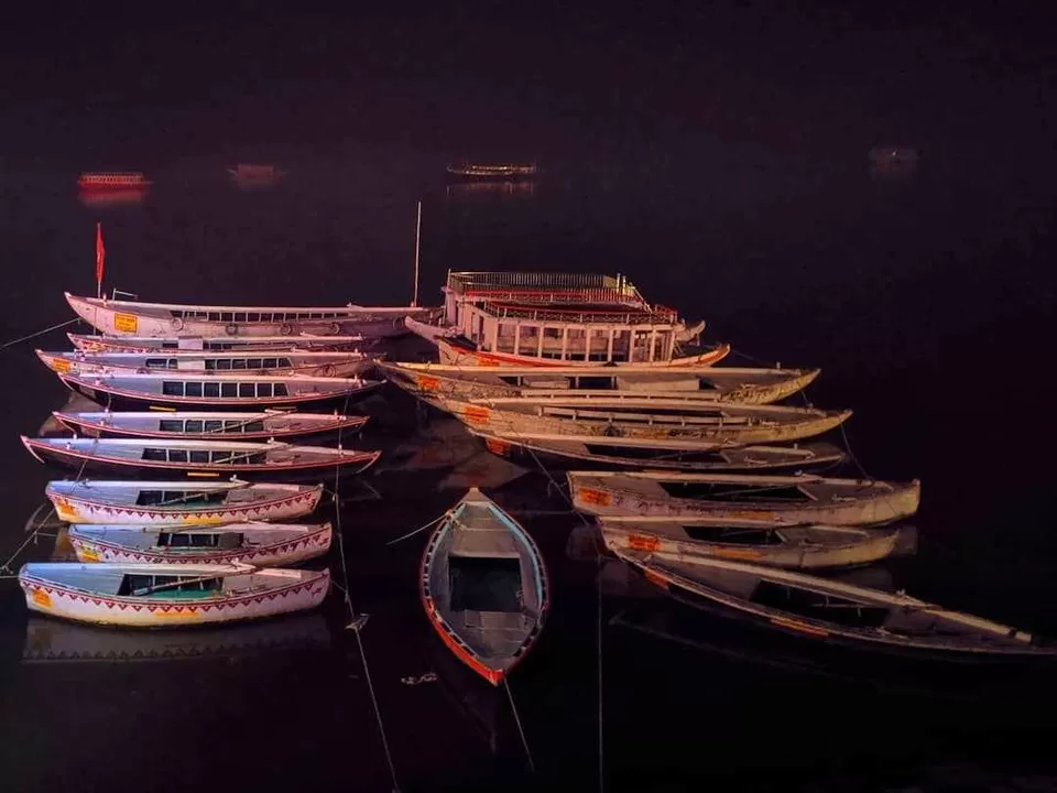 Photo of Dashashwamedh Ghat, Dashashwamedh Ghat Road, Ghats of Varanasi, Godowlia, Varanasi, Uttar Pradesh, India by Shubham