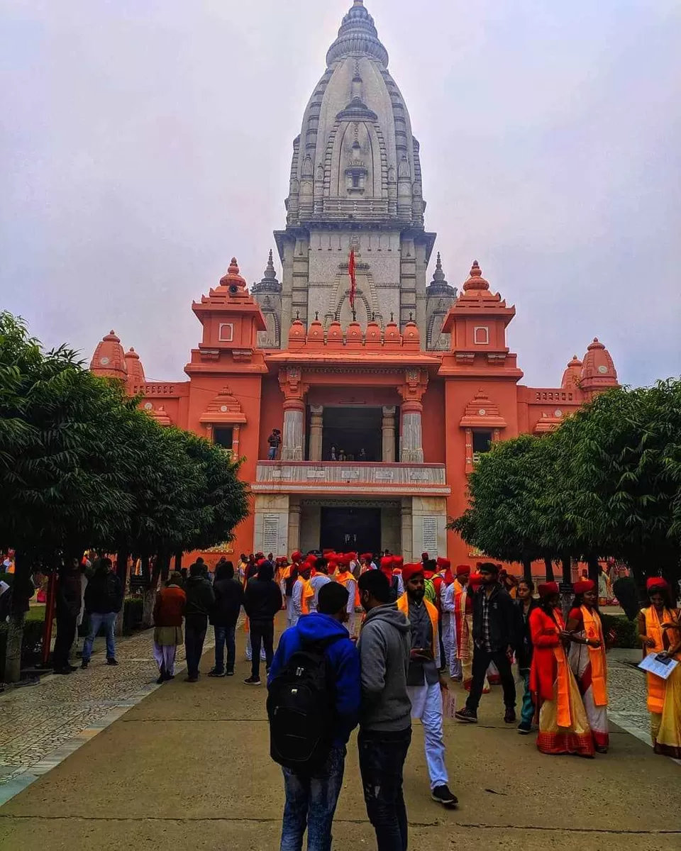 Photo of Dashashwamedh Ghat, Dashashwamedh Ghat Road, Ghats of Varanasi, Godowlia, Varanasi, Uttar Pradesh, India by Shubham