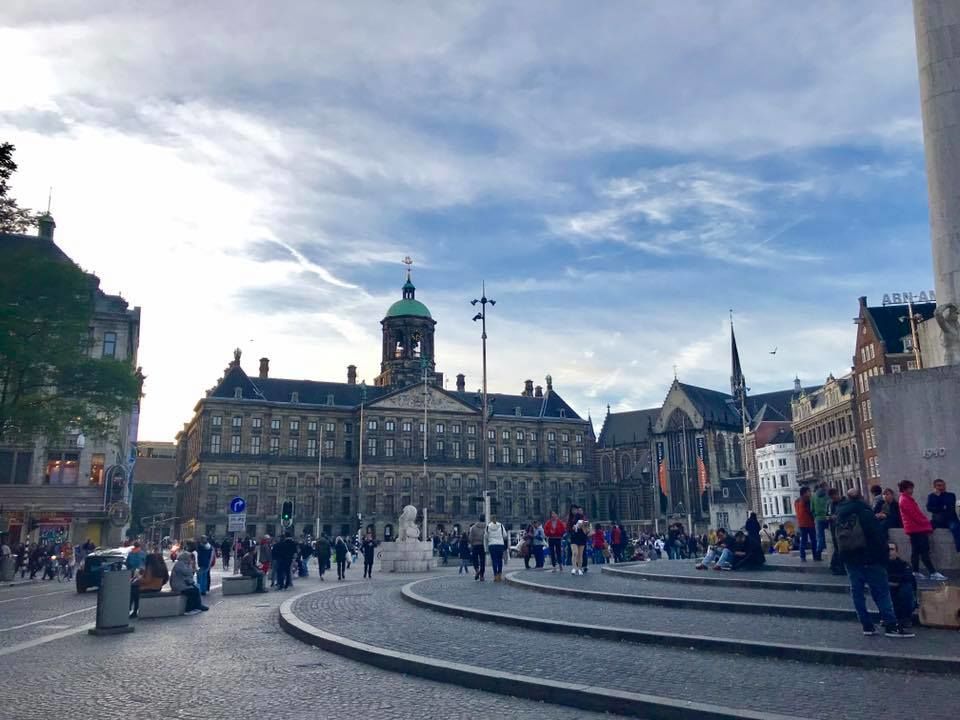 Photo of Amsterdam, if only I knew how to describe it 2/3 2/3 by Ferdouss Hilal
