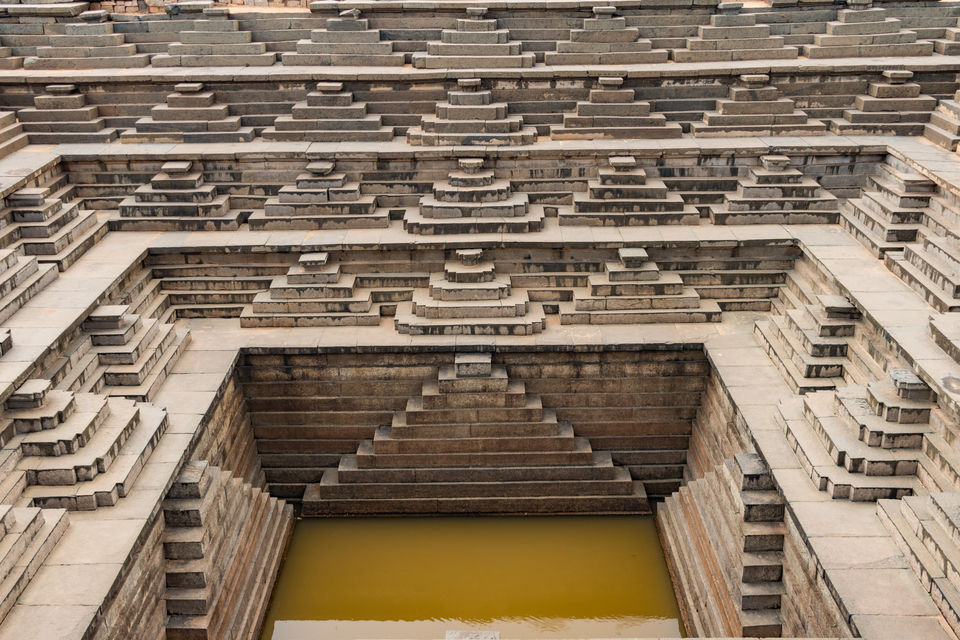 Photo of Hazara Rama Temple, Karnataka, India by AJINXD Artist