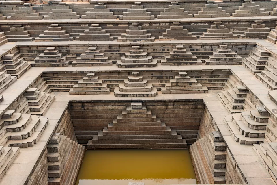 Photo of Hazara Rama Temple, Karnataka, India by AJINXD Artist