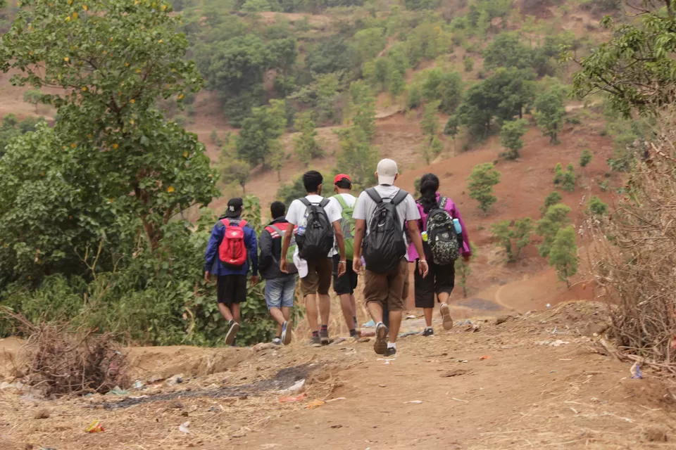Photo of kalsubai Peak, Bari, Maharashtra, India by Road Runner