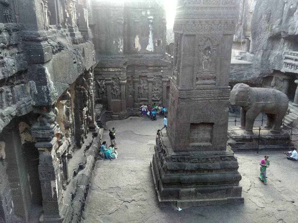 Photo of The Kailasa Temple : Ellora Caves 4/5 by tushar jindal