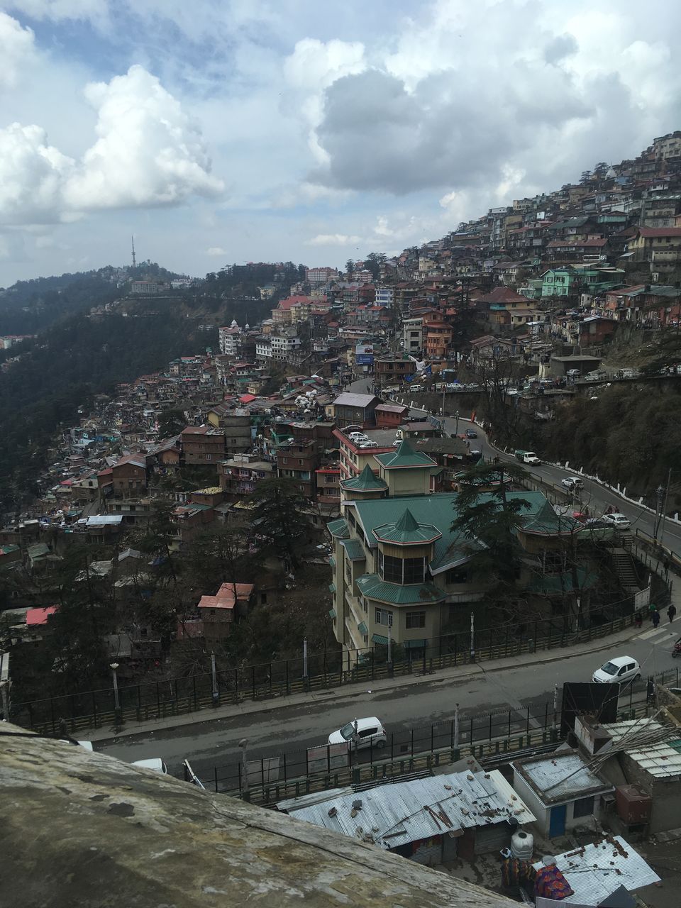 Photo of The sleepless night in Shimla by Boy with a ball