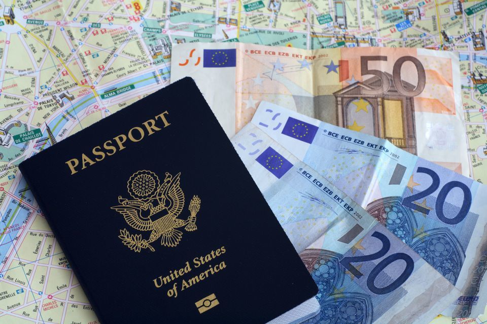 Photo of Five must-have things to save your ass while travelling across Europe 3/5 by Boy with a ball