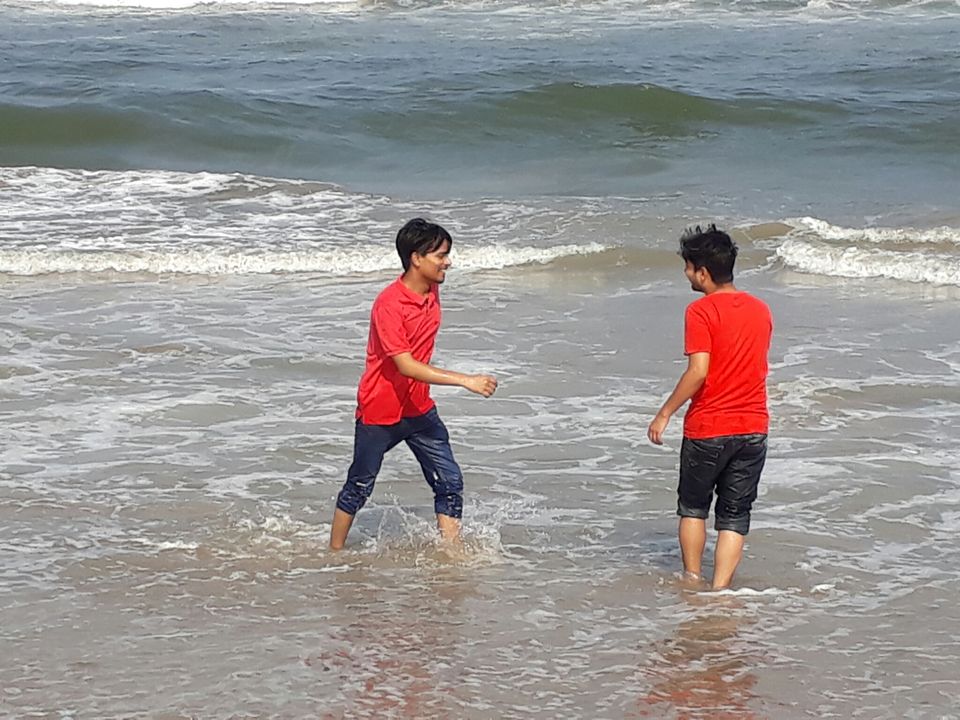 Photo of Thiruvanmiyur Beach, Valmiki Nagar, Thiruvalluvar Nagar, Chennai, Tamil Nadu, India by Pratiyush Sah