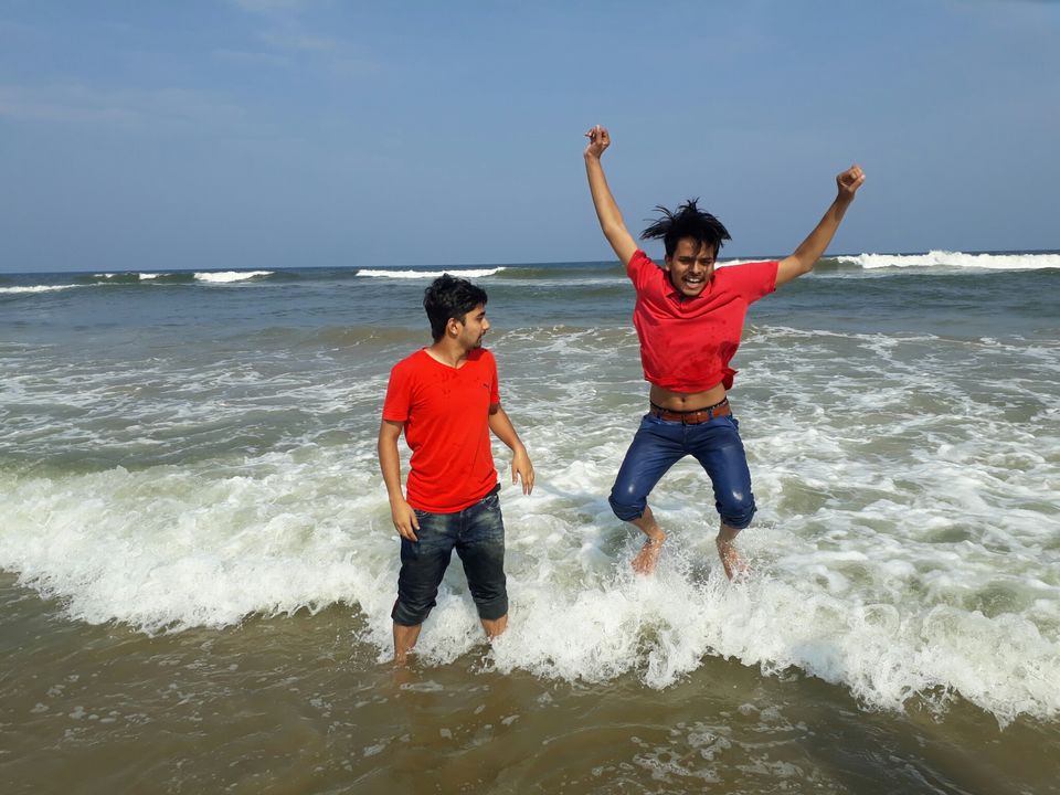 Photo of Thiruvanmiyur Beach, Valmiki Nagar, Thiruvalluvar Nagar, Chennai, Tamil Nadu, India by Pratiyush Sah