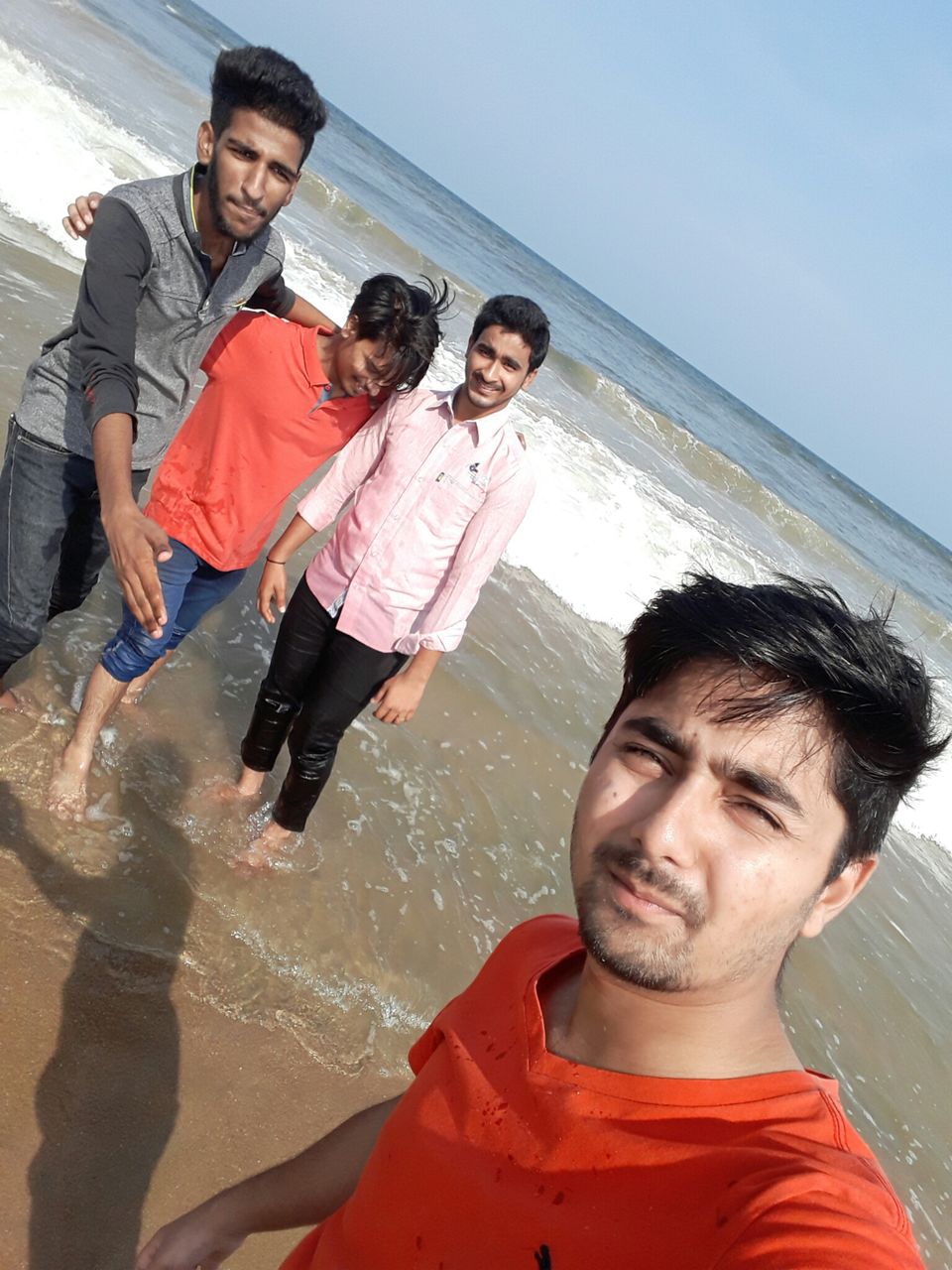 Photo of Thiruvanmiyur Beach, Valmiki Nagar, Thiruvalluvar Nagar, Chennai, Tamil Nadu, India by Pratiyush Sah
