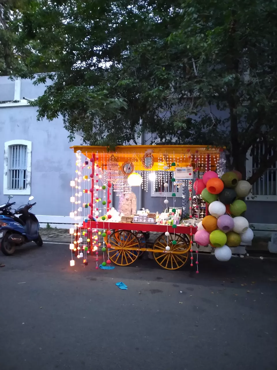 Photo of Sri Aurobindo Ashram, Manakula Vinayagar Koil Street, Near Junction of, White Town, Puducherry, India by Pratiyush Sah