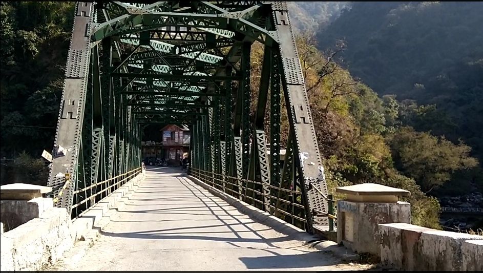 Photo of YAMUNA BRIDGE MUSSOORIE by almaazk