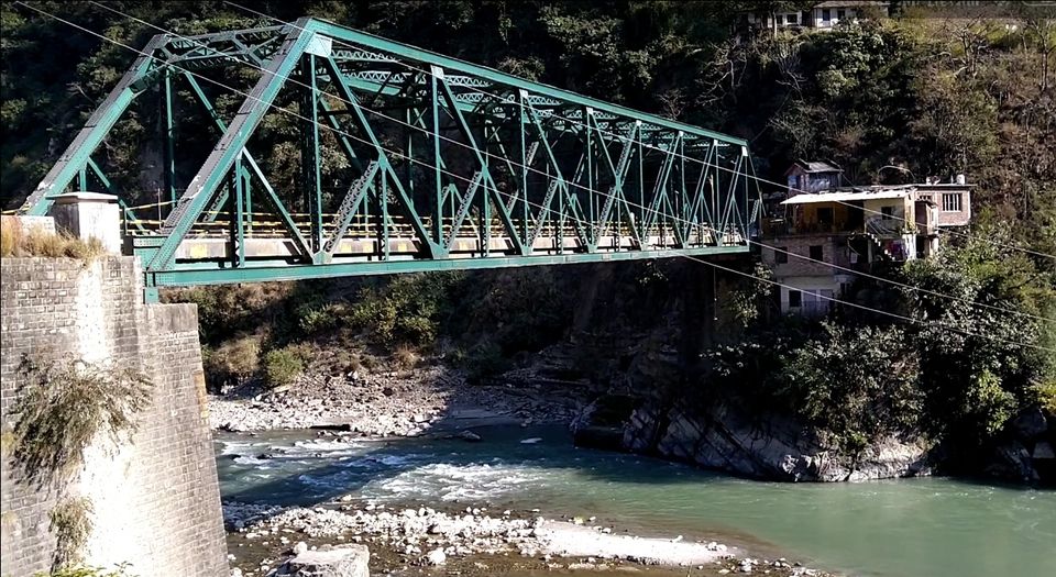 Photo of YAMUNA BRIDGE MUSSOORIE by almaazk