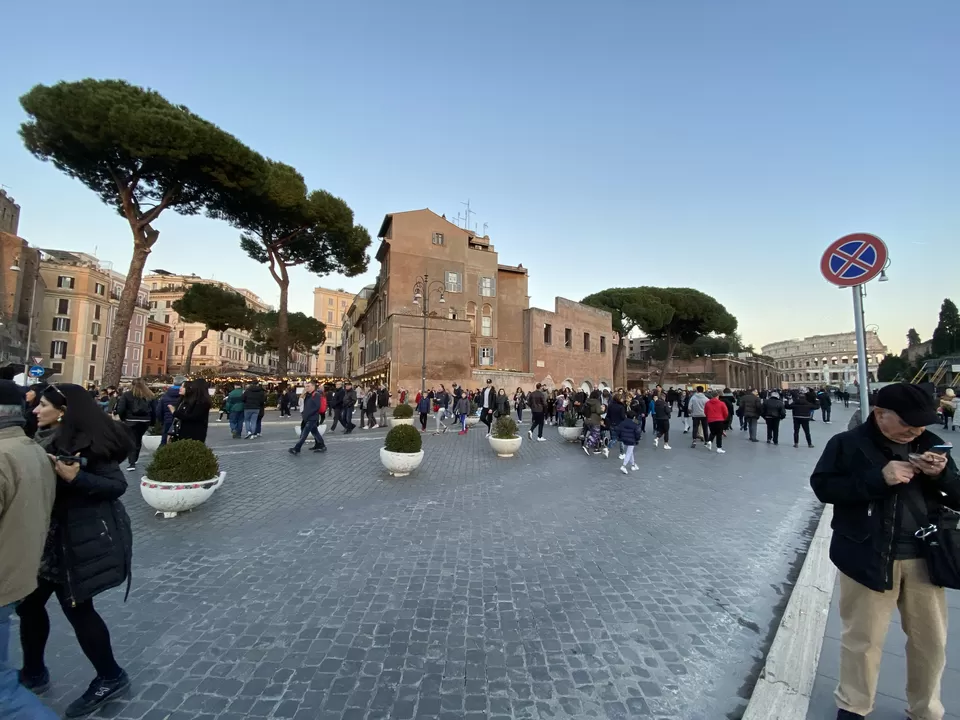 Photo of Roman Forum, Via della Salara Vecchia, Rome, Metropolitan City of Rome, Italy by Jagjeet Singh