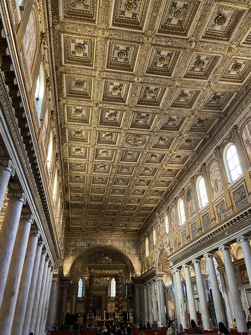Photo of Basilica Papale di Santa Maria Maggiore, Piazza di S. Maria Maggiore, Rome, Metropolitan City of Rome, Italy by Jagjeet Singh