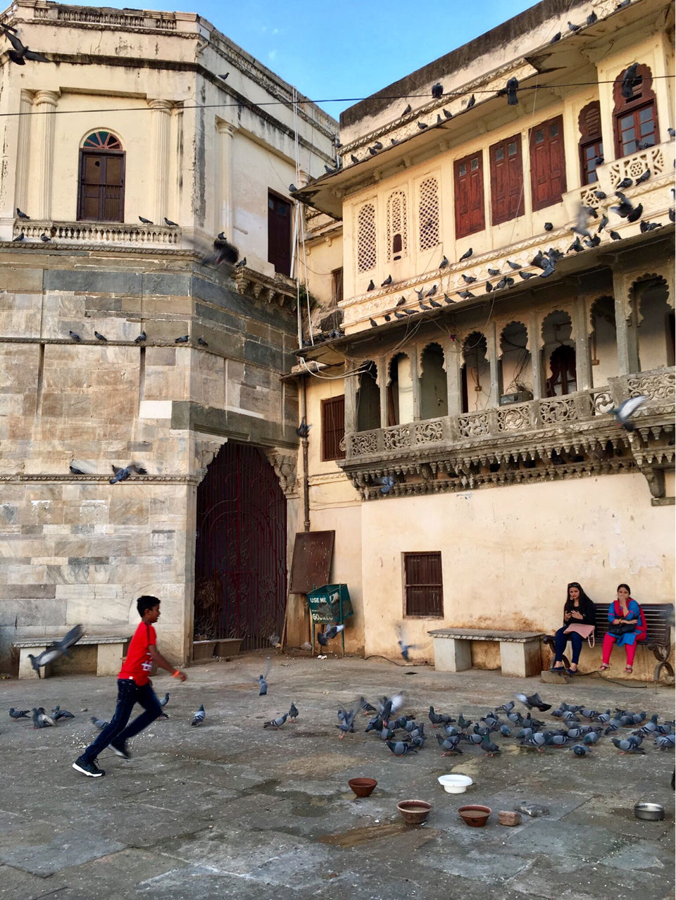 Photo of Gangaur Ghat, Pichola, Udaipur, Rajasthan, India by Ranjan Singh