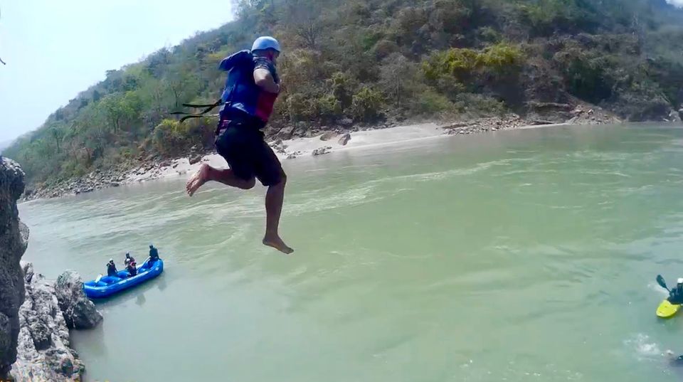 Photo of Spiritual Land Mix of Adventure and Meditation | Rishikesh by Ranjan Singh