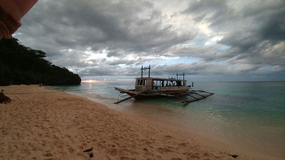 Photo of Bulabog Beach, Malay, Philippines by Malika Bhavnani