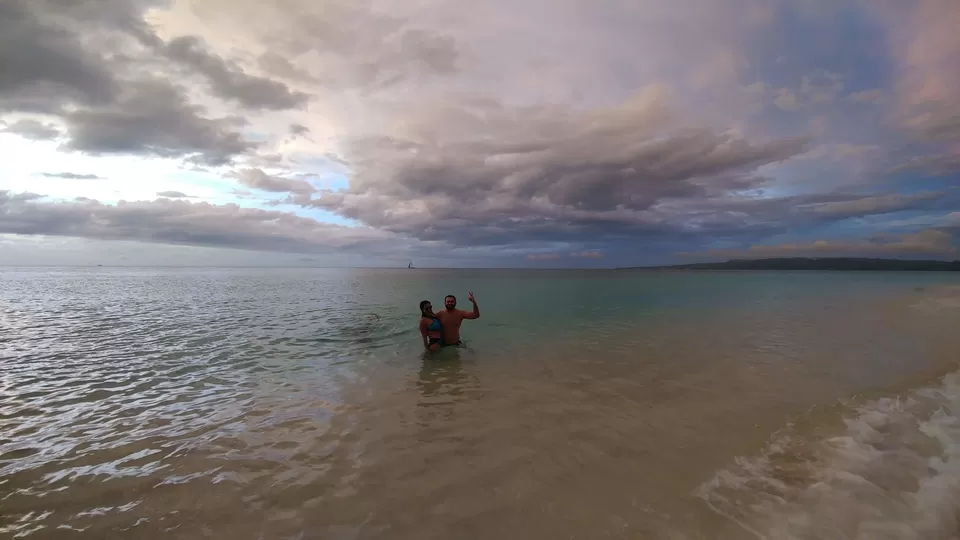 Photo of Puka Shell Beach, Malay, Aklan, Philippines by Malika Bhavnani