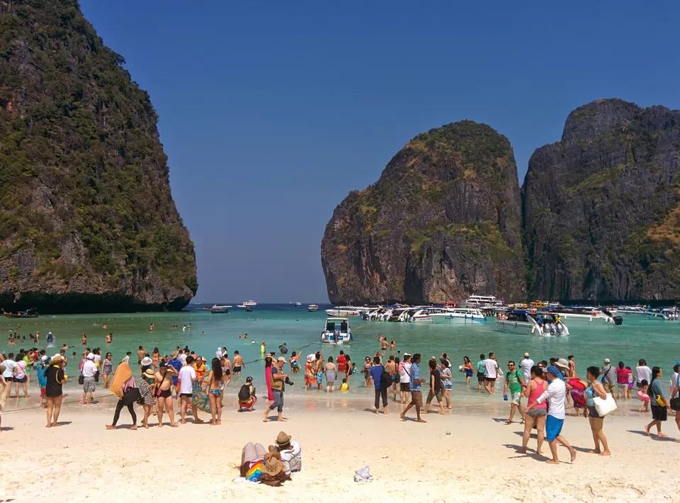 Photo of Time to Fly to the Islands #thailandinpictures by Malika Bhavnani