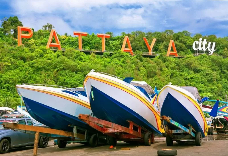 Photo of Pattaya Beach, Satun, Thailand by Malika Bhavnani