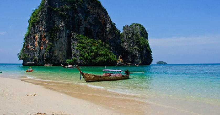 Photo of Time to Fly to the Islands #thailandinpictures by Malika Bhavnani