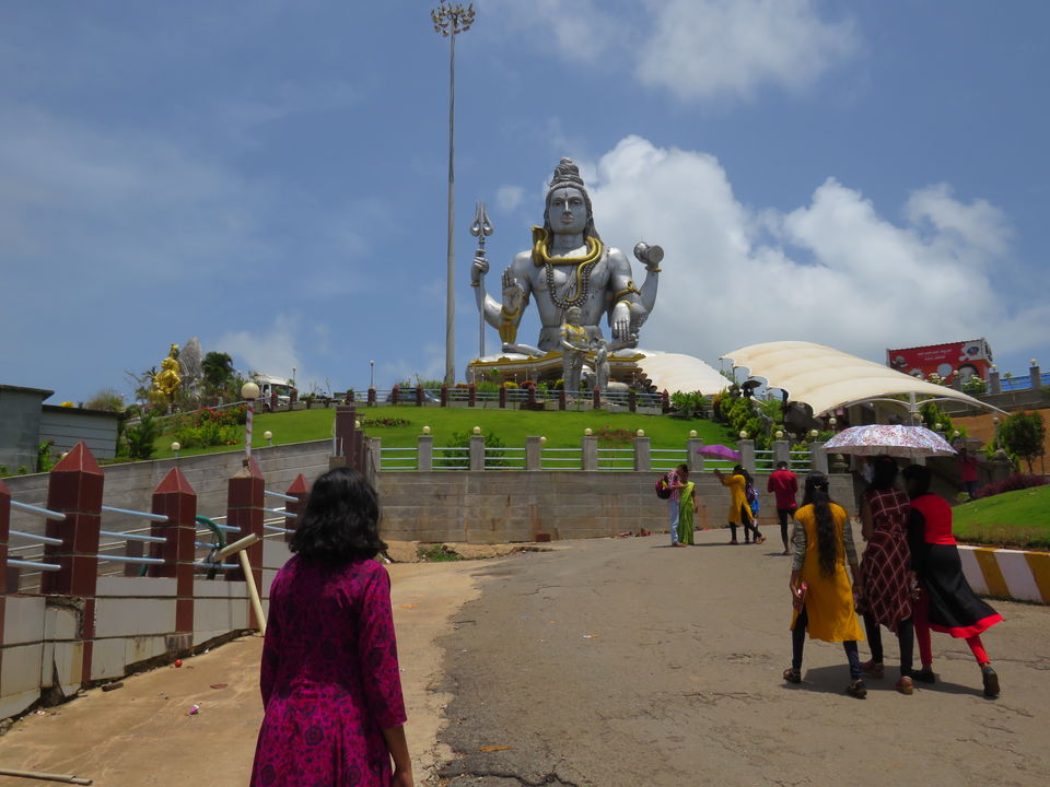 Photo of The Land of Beaches, Cliffs & Deities - Gokarna & Murudeshwar 14/35 by Pragati Badrinath