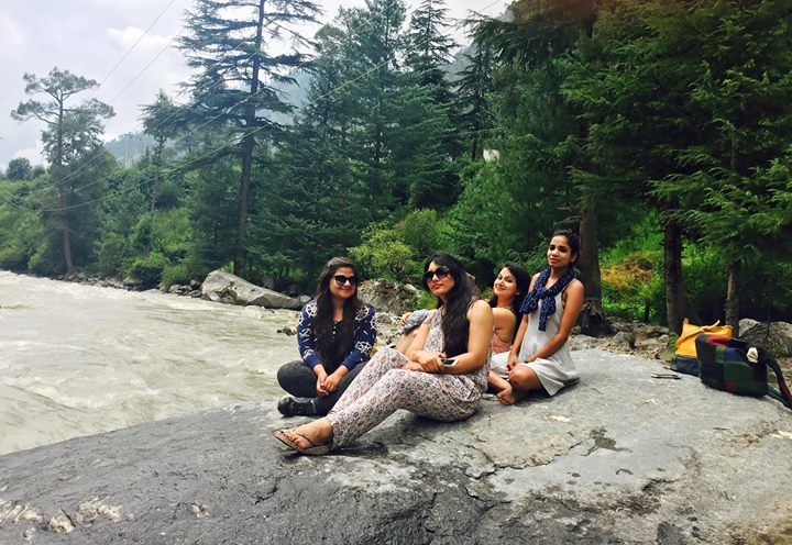 Photo of Four Travelettes ! 9/58 by Tanya Yadav