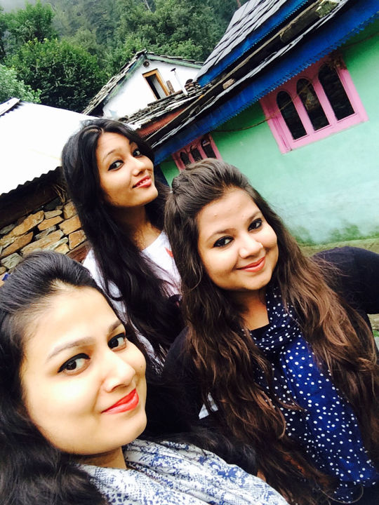Photo of Four Travelettes ! 36/58 by Tanya Yadav