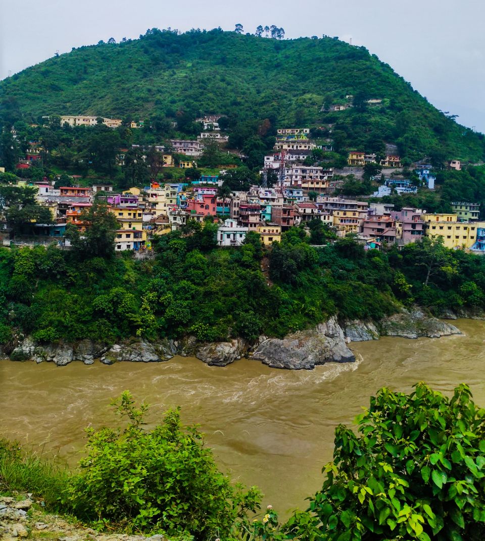 Photo of A budget trip to Valley of Flowers, Hemkund Sahib and Rishikesh in just Rs 3150 by Kshitij Pratap