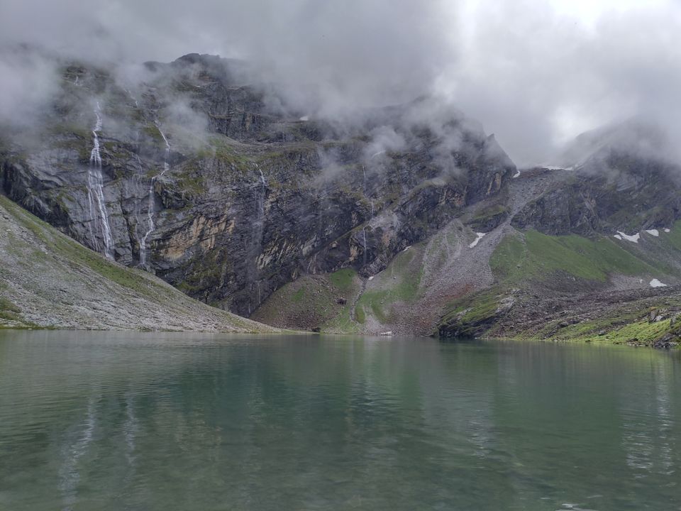 Photo of A budget trip to Valley of Flowers, Hemkund Sahib and Rishikesh in just Rs 3150 by Kshitij Pratap