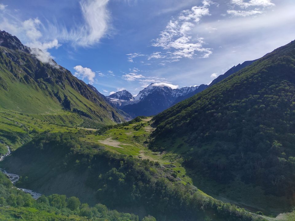 Photo of A budget trip to Valley of Flowers, Hemkund Sahib and Rishikesh in just Rs 3150 by Kshitij Pratap