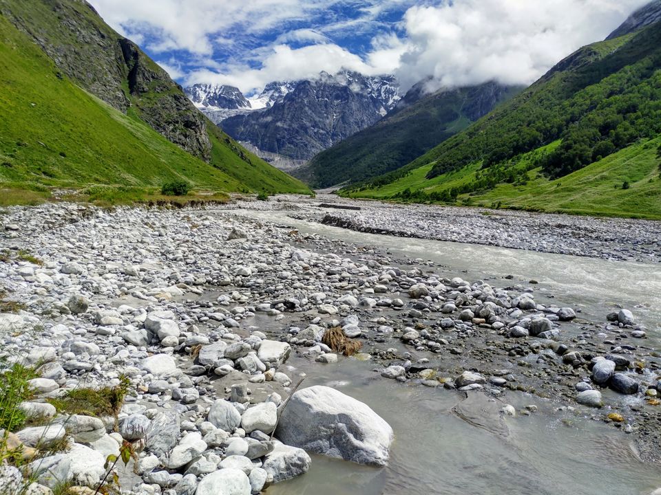 Photo of A budget trip to Valley of Flowers, Hemkund Sahib and Rishikesh in just Rs 3150 by Kshitij Pratap