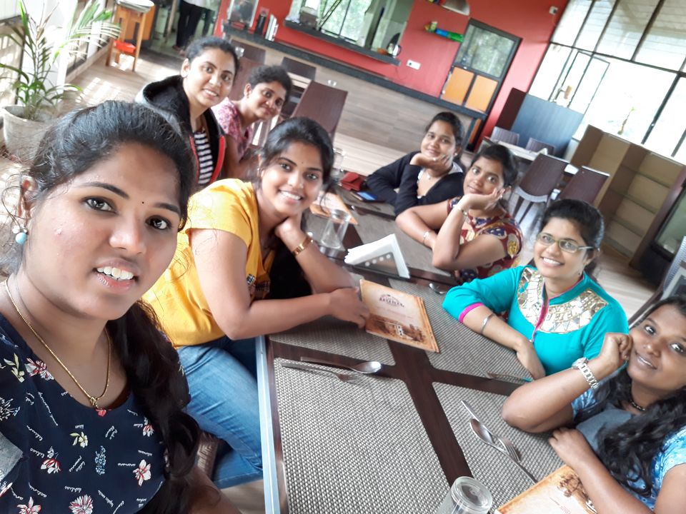 Photo of Doctors take a relaxing trip to Munnar by Divya Sree