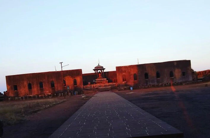 Photo of Trek To The Capital Of Maratha Empire : Raigad #adventureactivity by Neelam