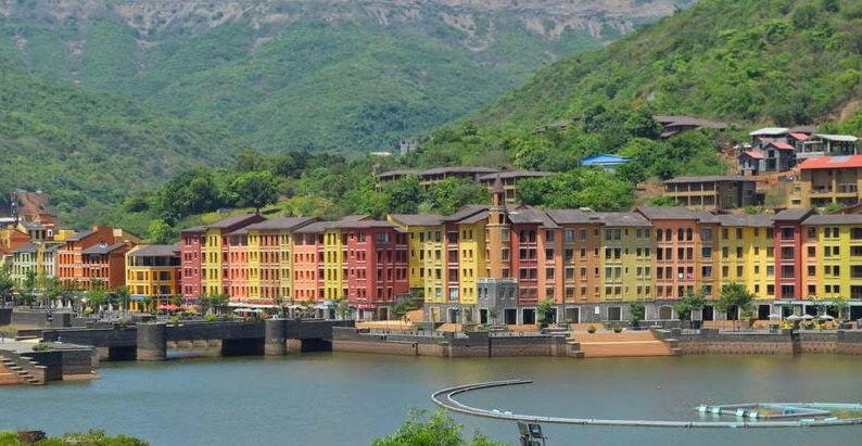 Photo of Lavasa, Maharashtra, India by Neelam