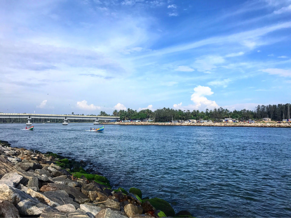 Photo of Muthala Pozhi Harbor, Thazhampalli, Chirayinkeezhu, Kerala by Neelam