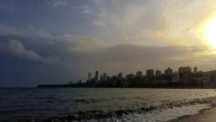 Photo of Chowpatty, Girgaon, Mumbai, Maharashtra, India by Neelam