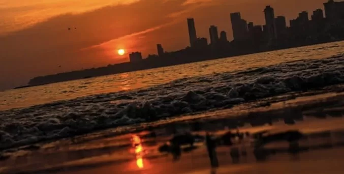 Photo of Chowpatty, Girgaon, Mumbai, Maharashtra, India by Neelam