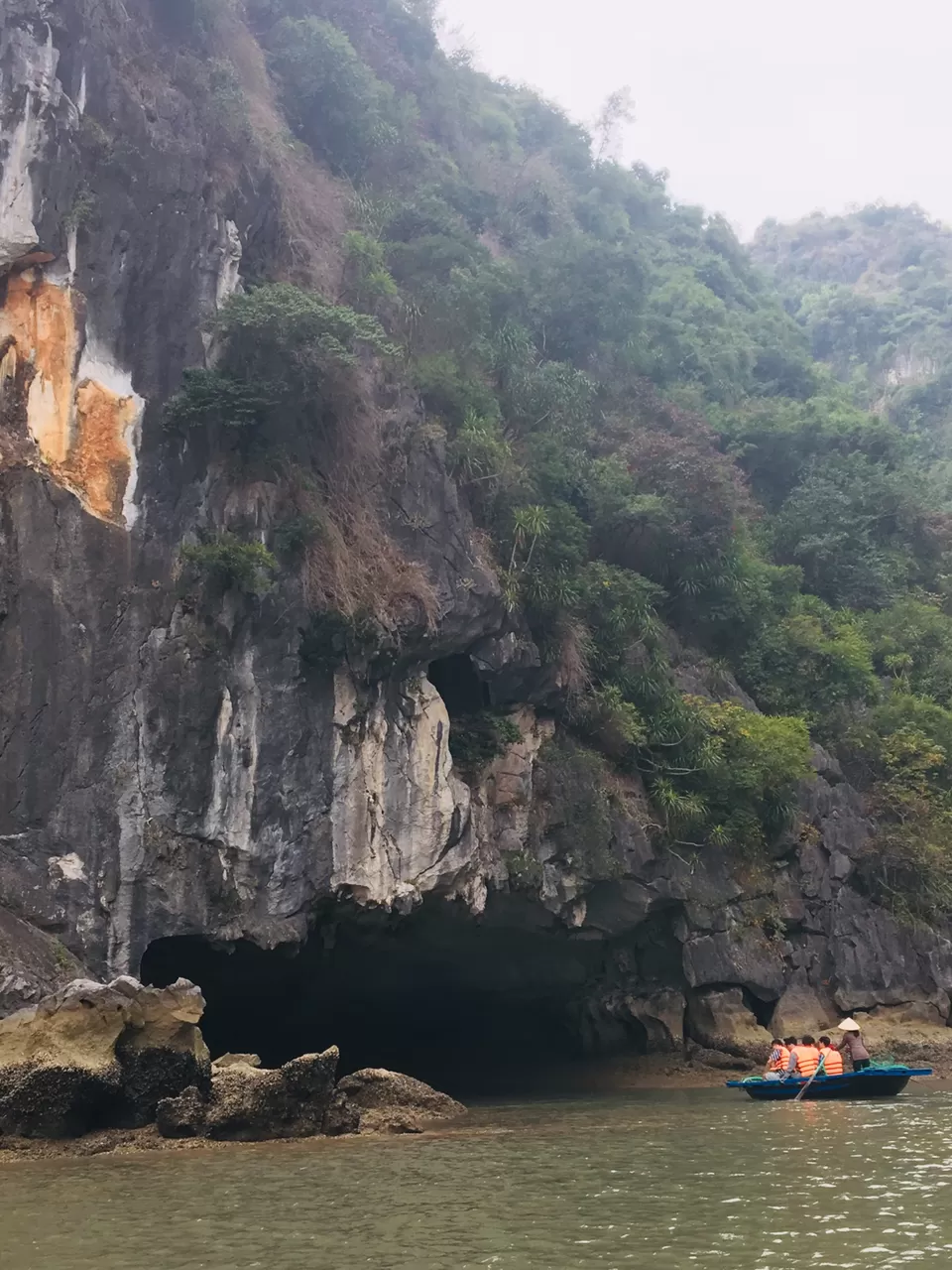 Photo of Halong Bay Vietnam, Bai Chay, Hạ Long, Quảng Ninh, Vietnam by Ruth_Traveldiaries