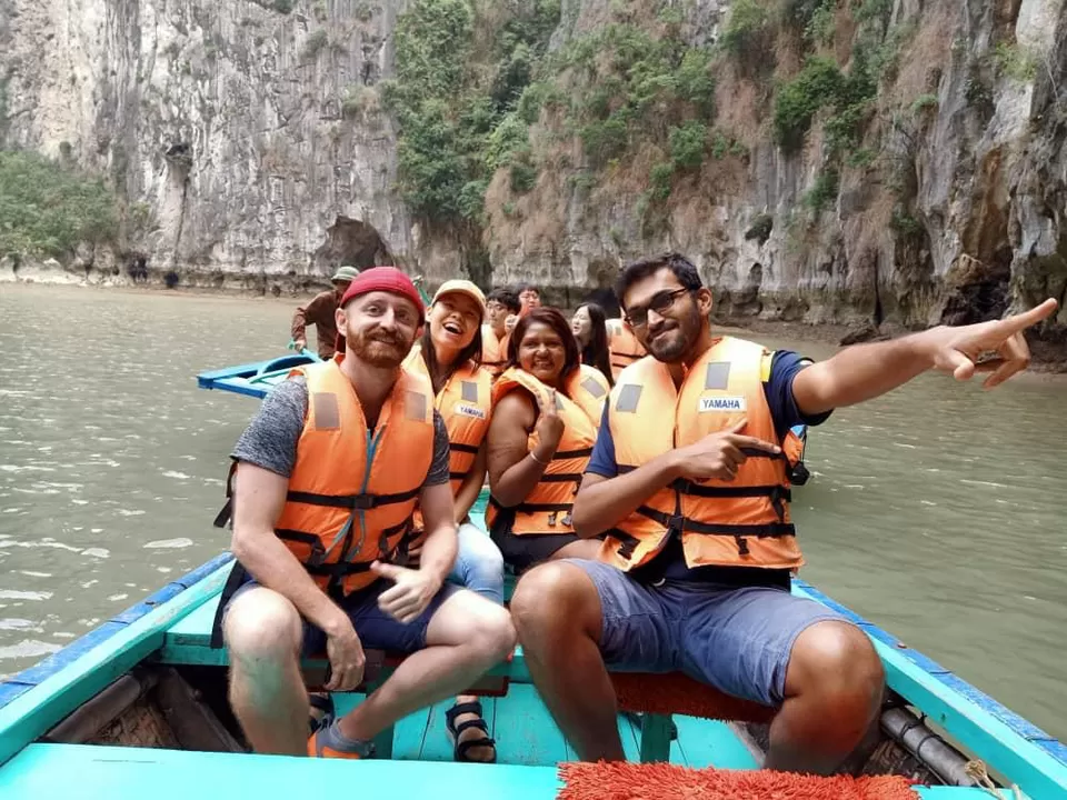 Photo of Halong Bay Vietnam, Bai Chay, Hạ Long, Quảng Ninh, Vietnam by Ruth_Traveldiaries