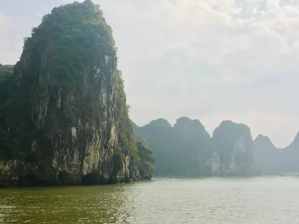 Photo of Halong Bay Vietnam, Bai Chay, Hạ Long, Quảng Ninh, Vietnam by Ruth_Traveldiaries