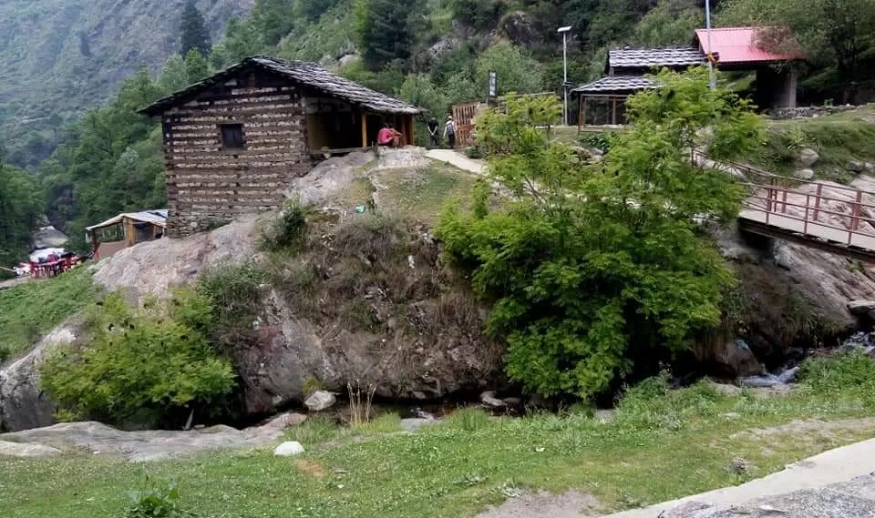 Photo of Kalgha, Sosan, Himachal Pradesh, India by Ruth_Traveldiaries