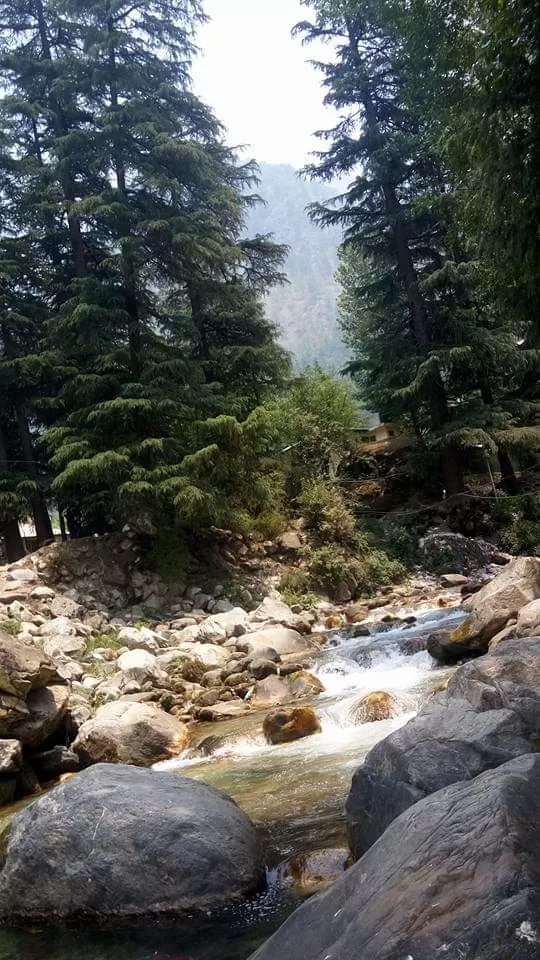 Photo of Parvati River Kasol, Sosan, Himachal Pradesh, India by Ruth_Traveldiaries