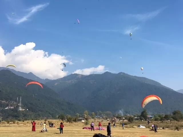 Photo of Billing Valley, Biling, Himachal Pradesh by Ruth_Traveldiaries