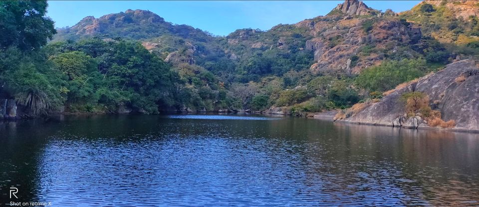 Photo of Trevor's Tank, Mount Abu, Rajasthan, India by Karan Prajapati